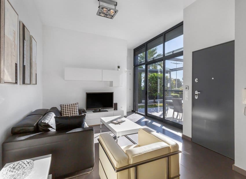 3 slaapkamer Villa te koop in Algorfa met zwembad - € 349.900 (Ref: 9626378)