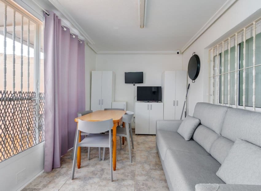 2 soveværelse Rækkehus til salg i Santiago de la Ribera med swimmingpool - € 205.000 (Ref: 9626379)