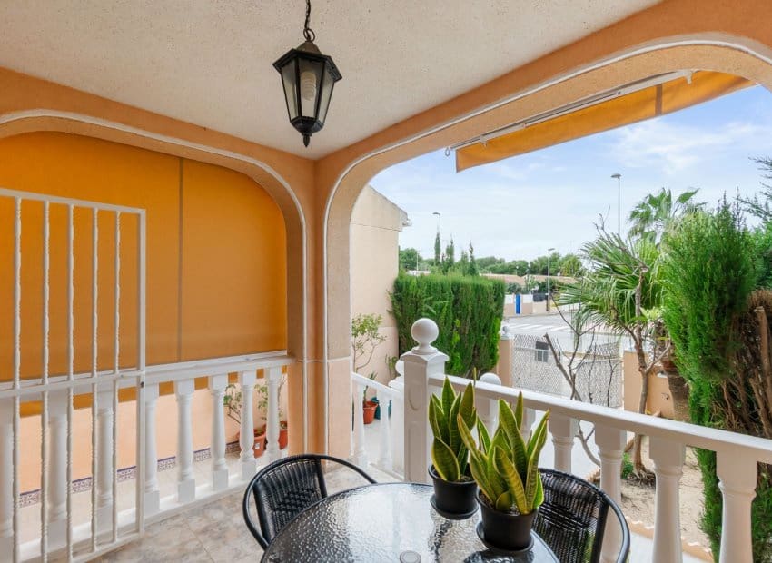 2 soveværelse Rækkehus til salg i Santiago de la Ribera med swimmingpool - € 205.000 (Ref: 9626379)