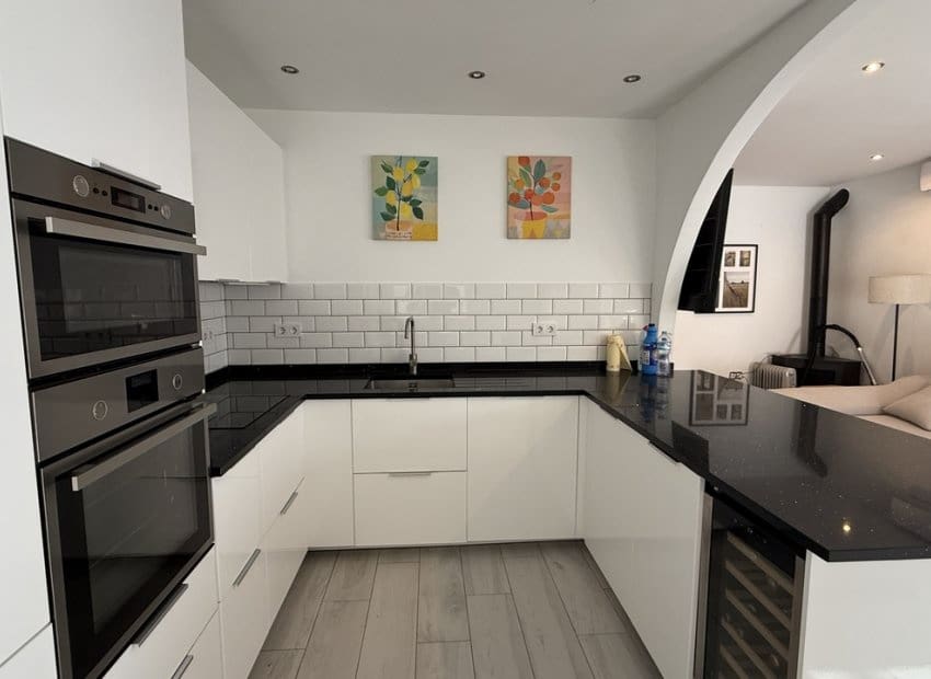 2 sovrum Villa till salu i Villamartin med pool - 255 000 € (Ref: 9626382)