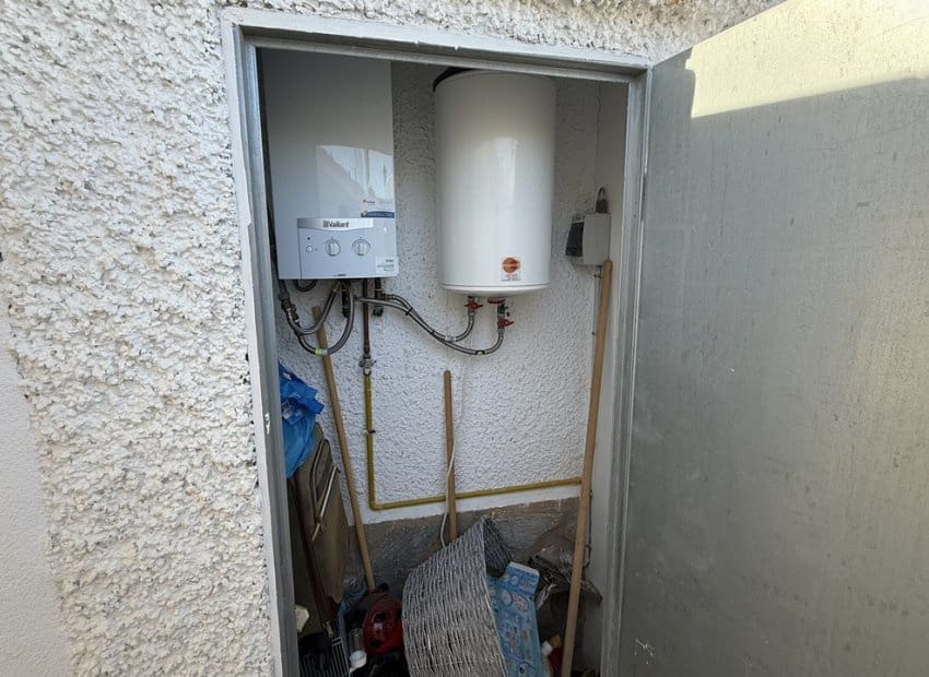 2 sovrum Villa till salu i Villamartin med pool - 255 000 € (Ref: 9626382)