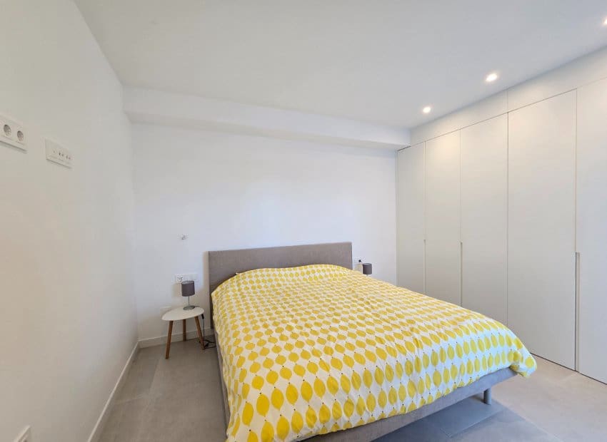 Apartamento de 2 habitaciones en Pilar de la Horadada en venta con piscina - 279.000 € (Ref: 9626609)