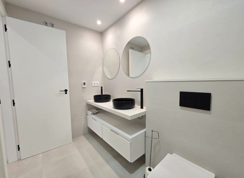 Apartamento de 2 habitaciones en Pilar de la Horadada en venta con piscina - 279.000 € (Ref: 9626609)