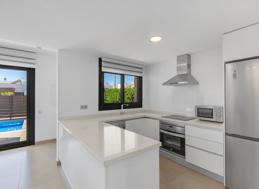 3 slaapkamer Villa te koop in Vistabella met zwembad - € 379.000 (Ref: 9631470)