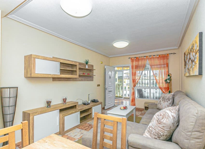 2 soverom Leilighet til salgs i La Zenia med svømmebasseng - € 155 000 (Ref: 9631471)