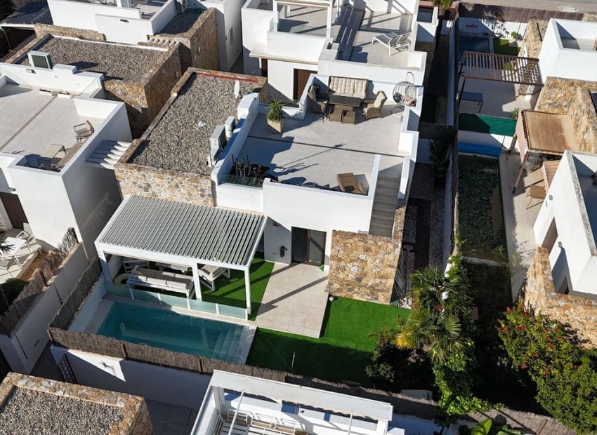 3 chambre Villa/Maison à vendre à Cabo Roig avec piscine - 360 000 € (Ref: 9631472)