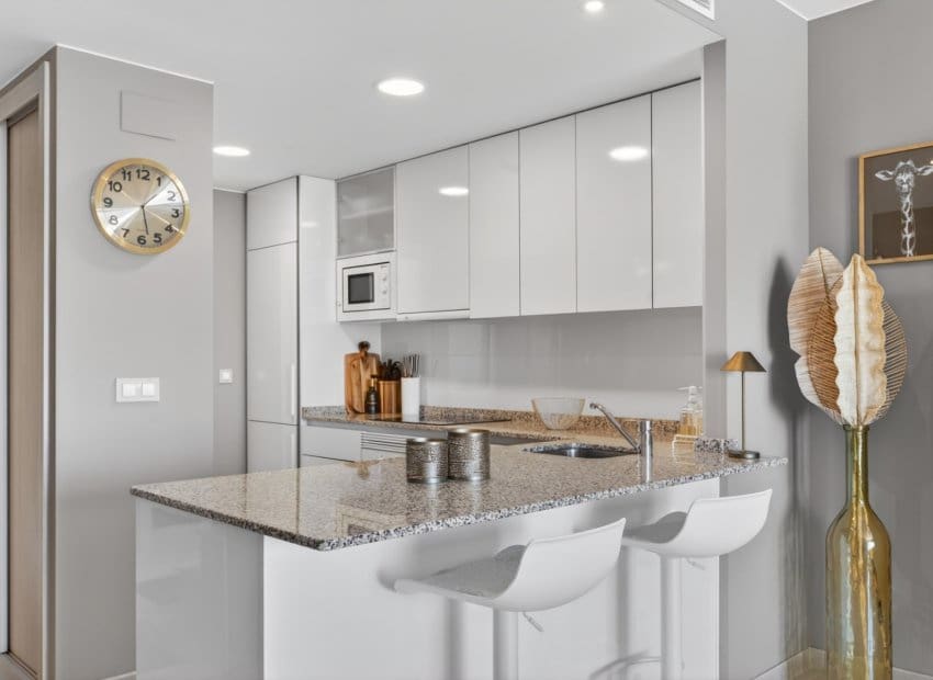 2 soverom Penthouse til salgs i Orihuela Costa med svømmebasseng - € 299 000 (Ref: 9631473)