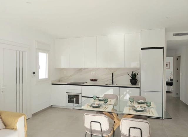 Pareado de 3 habitaciones en Torre-Pacheco en venta con piscina - 272.500 € (Ref: 9631475)