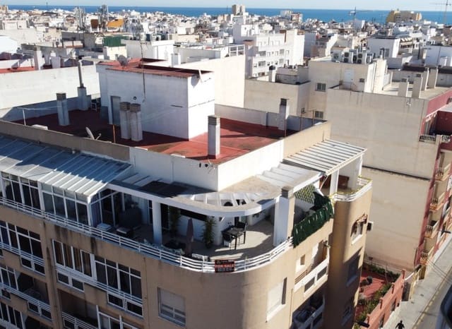 2 soveværelse Penthouse til salg i El Molino, Torrevieja - € 149.950 (Ref: 9631476)
