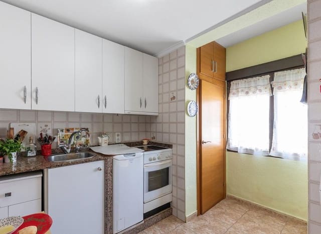 3 makuuhuone Huvila myytävänä paikassa El Chaparral - La Siesta - La Torreta, Torrevieja - 125 000 € (Ref: 9631478)