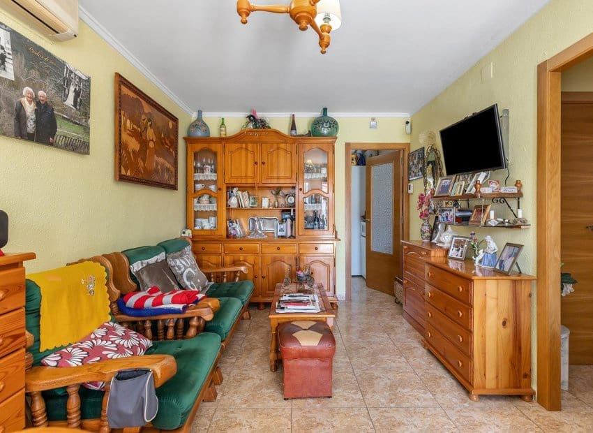3 makuuhuone Huvila myytävänä paikassa Torrevieja - 125 000 € (Ref: 9631478)