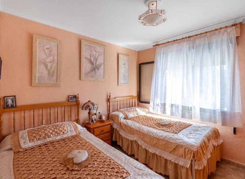 3 makuuhuone Huvila myytävänä paikassa Torrevieja - 125 000 € (Ref: 9631478)