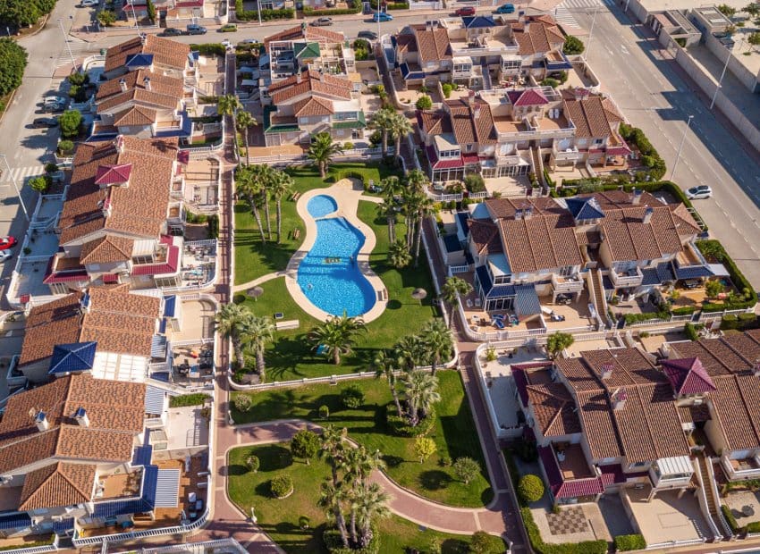 2 quarto Apartamento de Praia para venda em Playa Flamenca com piscina - 199 500 € (Ref: 9635173)