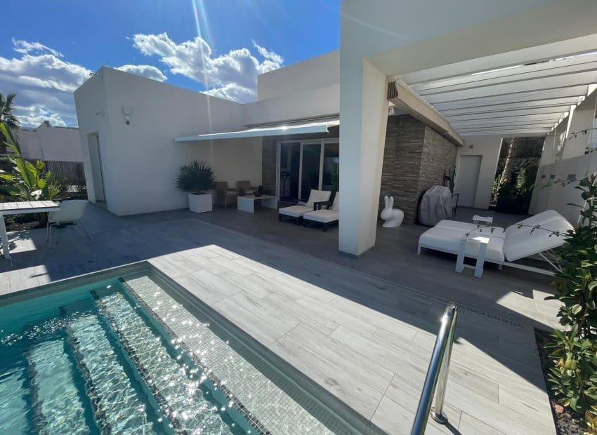 3 sypialnia Willa na sprzedaż w Algorfa z basenem - 650 000 € (Ref: 9635174)