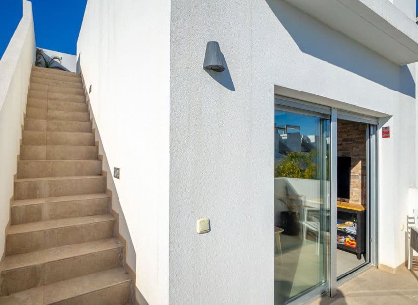 2 quarto Penthouse para venda em Ciudad Quesada com piscina - 259 000 € (Ref: 9635177)