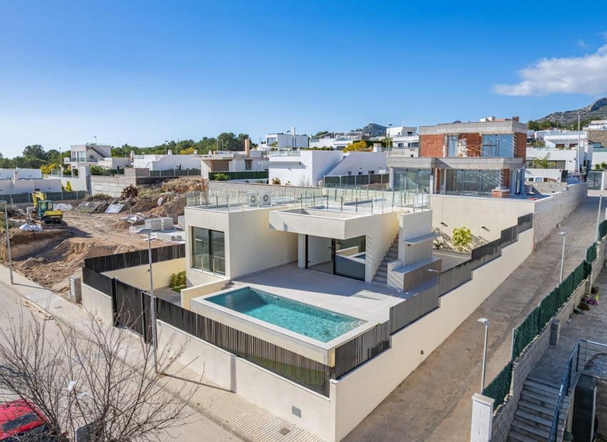 4 sovrum Villa till salu i Polop med pool - 970 000 € (Ref: 9640602)