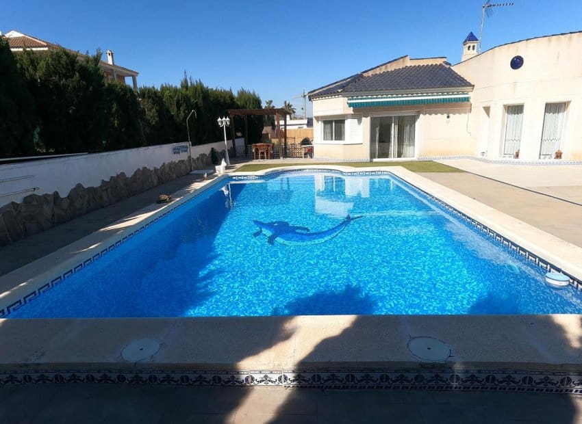 4 quarto Moradia para venda em Algorfa com piscina - 499 500 € (Ref: 9640609)