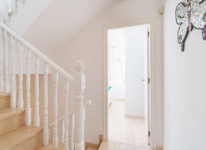 2 quarto Casa em Banda para venda em Playa Flamenca com piscina - 195 000 € (Ref: 9640612)