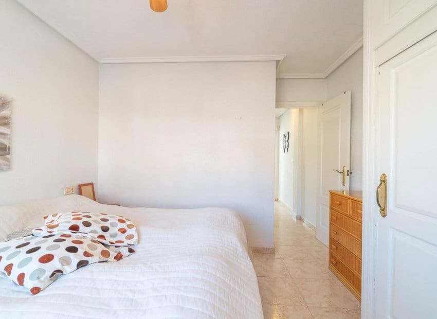 2 quarto Casa em Banda para venda em Playa Flamenca com piscina - 195 000 € (Ref: 9640612)