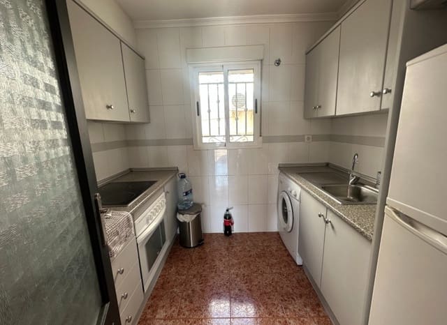 2 slaapkamer Appartement te koop in Benidorm met zwembad - € 127.000 (Ref: 9640626)