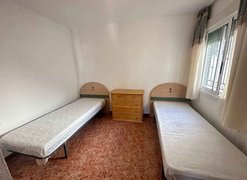 2 camera da letto Appartamento in vendita in Benidorm con piscina - 120.000 € (Rif: 9640627)