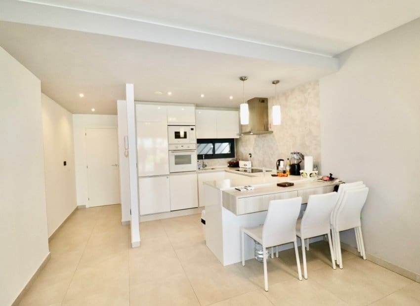 3 quarto Apartamento para venda em El Raso - 269 500 € (Ref: 9640628)