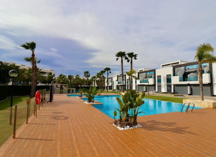 3 quarto Apartamento para venda em El Raso - 269 500 € (Ref: 9640628)