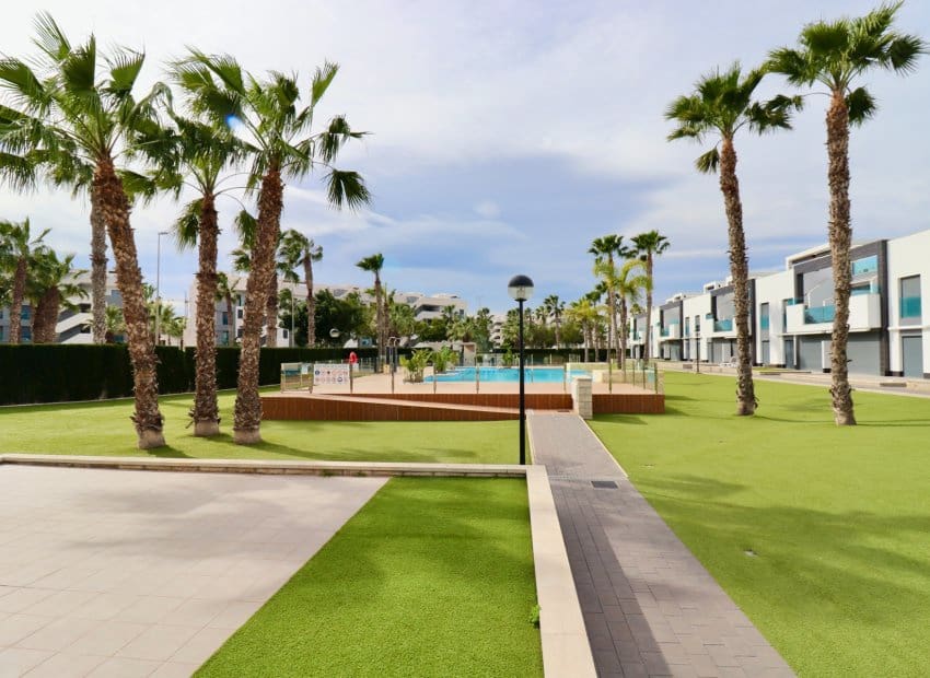 3 quarto Apartamento para venda em El Raso - 269 500 € (Ref: 9640628)