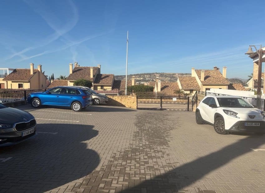 Casa de 3 habitaciones en Algorfa en venta con piscina - 249.000 € (Ref: 9640629)