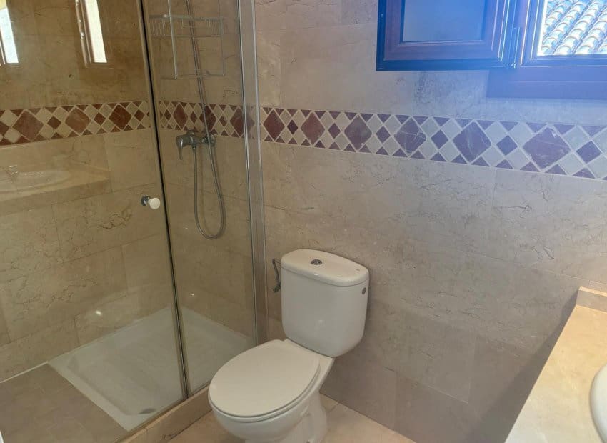 Casa de 3 habitaciones en Algorfa en venta con piscina - 249.000 € (Ref: 9640629)