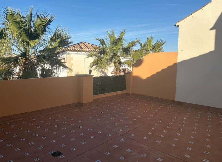 Casa de 3 habitaciones en Algorfa en venta con piscina - 249.000 € (Ref: 9640629)