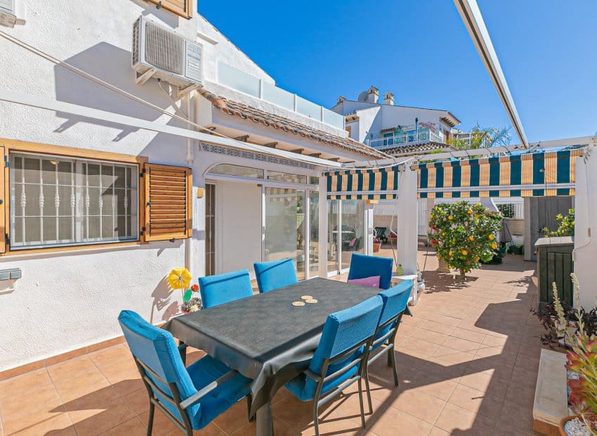 2 camera da letto Villa in vendita in Pilar de la Horadada con piscina - 235.000 € (Rif: 9640630)