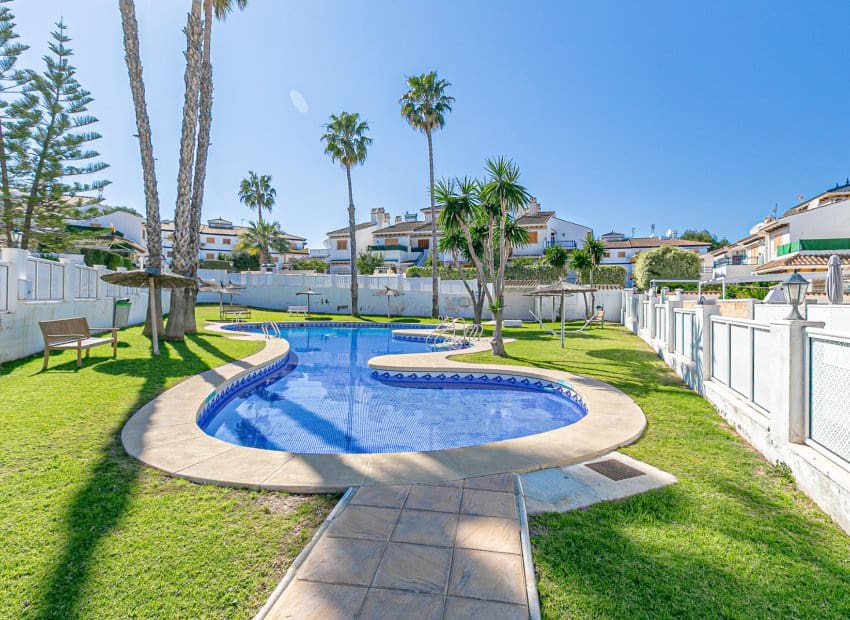 2 camera da letto Villa in vendita in Pilar de la Horadada con piscina - 235.000 € (Rif: 9640630)