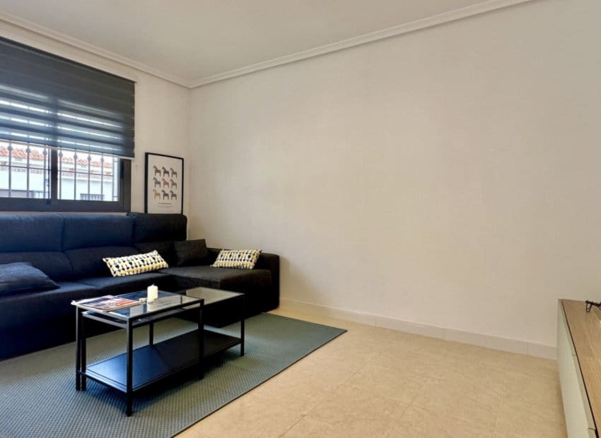 3 makuuhuone Omakotitalo myytävänä paikassa San Miguel de Salinas - 229 000 € (Ref: 9640631)