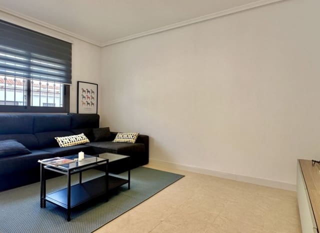 3 makuuhuone Omakotitalo myytävänä paikassa San Miguel de Salinas - 229 000 € (Ref: 9640631)