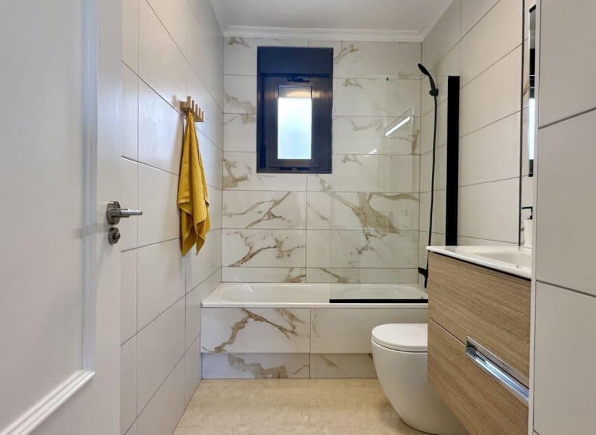 3 makuuhuone Omakotitalo myytävänä paikassa San Miguel de Salinas - 229 000 € (Ref: 9640631)