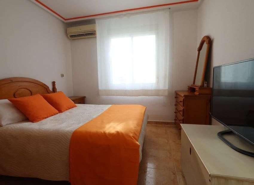 3 chambre Maison de Ville à vendre à La Florida avec piscine - 205 000 € (Ref: 9640632)