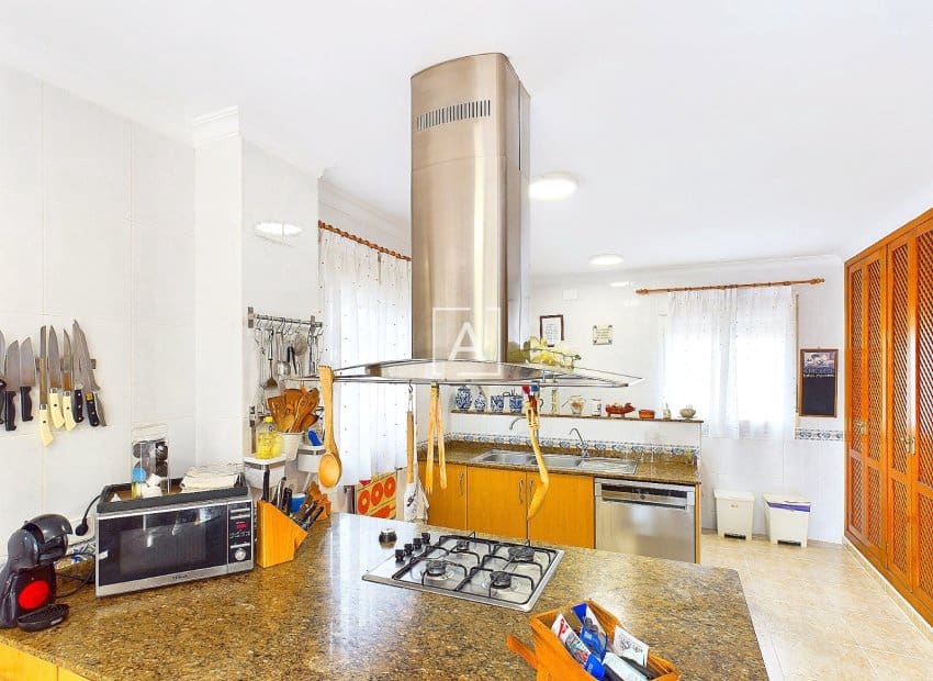 Chalet de 5 habitaciones en Pinar de Campoverde en venta - 424.995 € (Ref: 9640633)