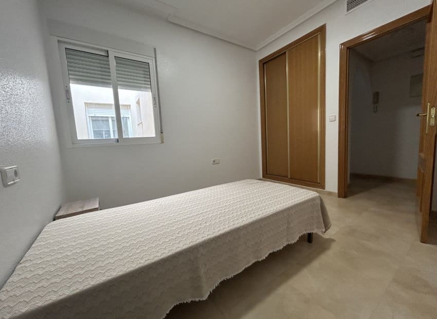 2 Zimmer Apartment zu verkaufen in San Miguel de Salinas mit Pool - 155.000 € (Ref: 9646067)