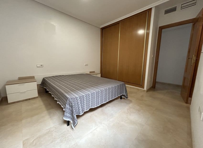 2 Zimmer Apartment zu verkaufen in San Miguel de Salinas mit Pool - 155.000 € (Ref: 9646067)