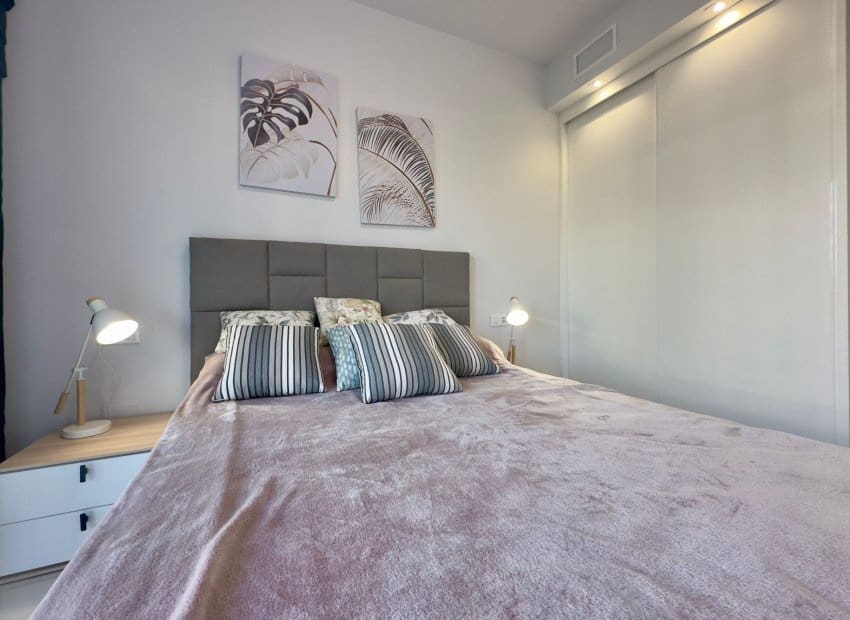 3 chambre Appartement à vendre à Playa Flamenca avec piscine - 589 900 € (Ref: 9649889)