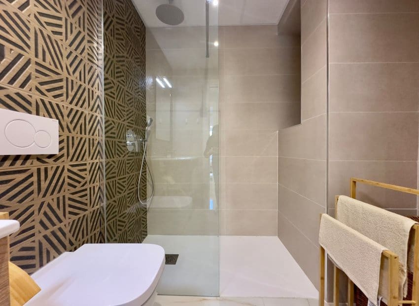 3 chambre Appartement à vendre à Playa Flamenca avec piscine - 589 900 € (Ref: 9649889)