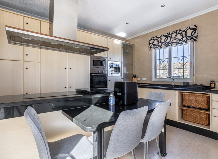 3 sovrum Villa till salu i Bigastro - 295 000 € (Ref: 9649892)