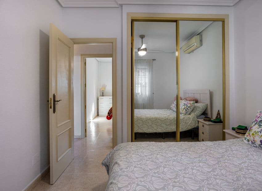 3 sovrum Villa till salu i Bigastro - 295 000 € (Ref: 9649892)