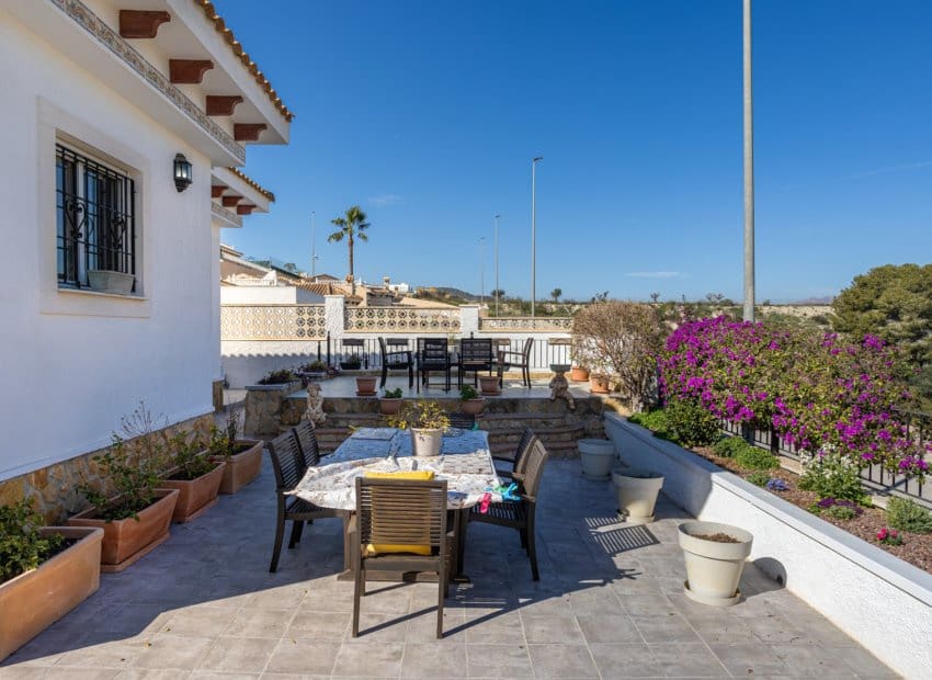 3 sovrum Villa till salu i Bigastro - 295 000 € (Ref: 9649892)