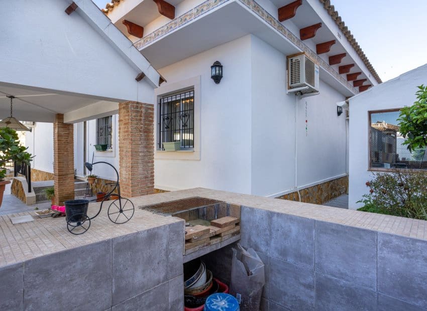 3 sovrum Villa till salu i Bigastro - 295 000 € (Ref: 9649892)