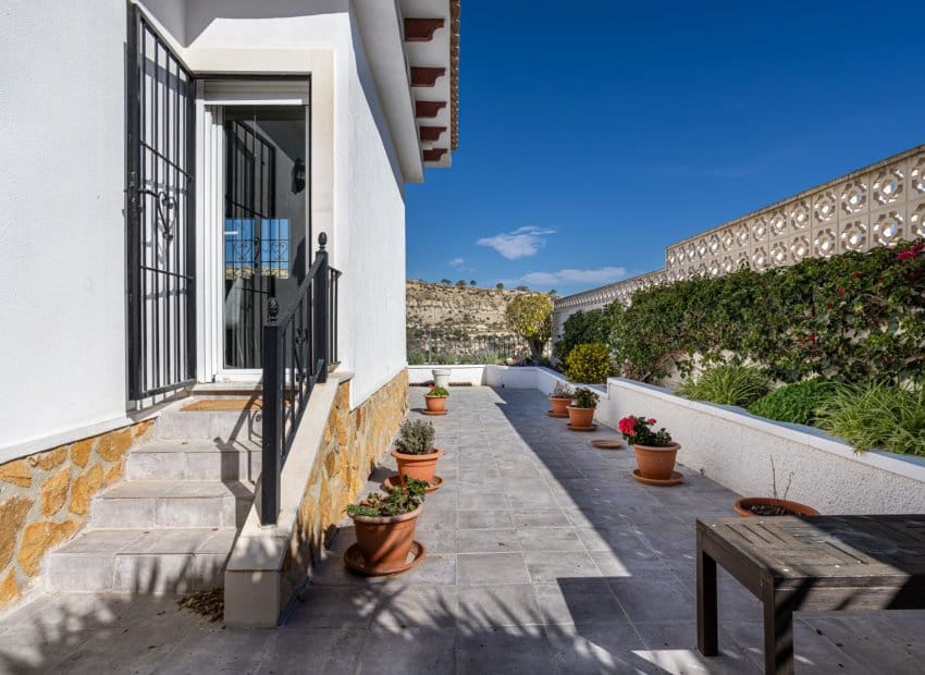 3 sovrum Villa till salu i Bigastro - 295 000 € (Ref: 9649892)