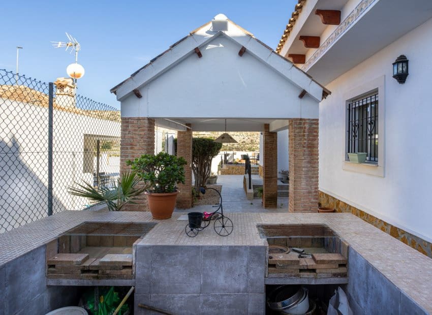 3 sovrum Villa till salu i Bigastro - 295 000 € (Ref: 9649892)