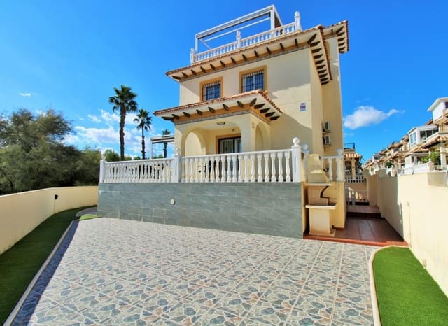 4 sovrum Villa till salu i Playa Flamenca, Orihuela med pool - 379 000 € (Ref: 9649894)