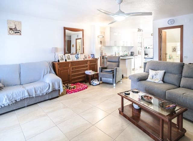 3 makuuhuone Huoneisto myytävänä paikassa Los Balcones mukana uima-altaan - 189 000 € (Ref: 9650491)